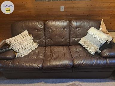 Photo of 3 piece living/family room furniture - 2