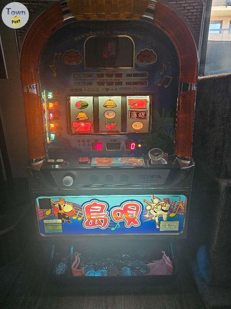 Photo of Japaneese token slot machine 