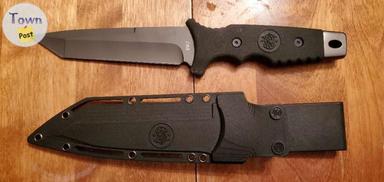 Photo of Smith & Wesson SW7 tanto fixed blade knife - 1