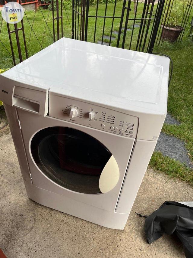 Photo of Front Load Kenmore Washing Machine - Works Great