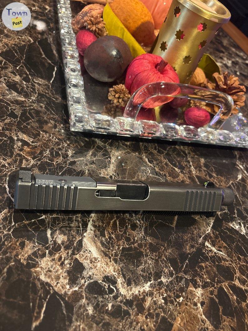 Photo of G17 rmr cut slide threaded 