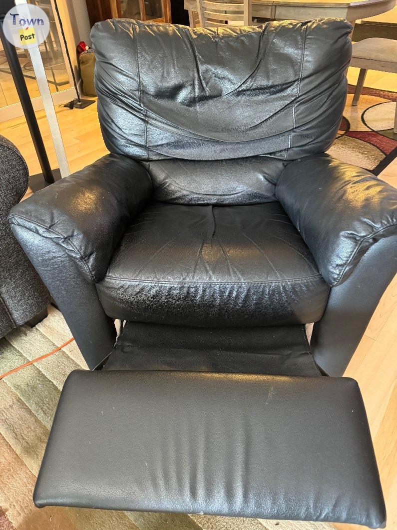 Photo of Leather recliner 