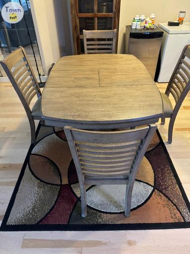 Photo of Kitchen table and four chairs  - 1