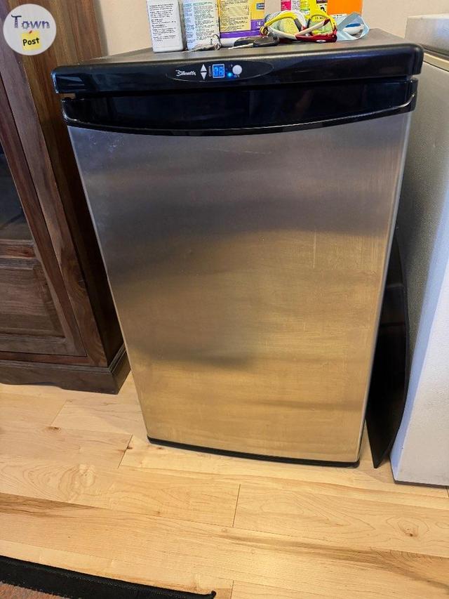 Photo of Refrigerator 