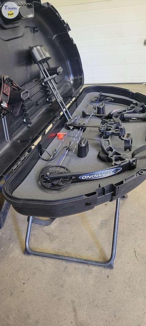 Photo of Diamond Archery Infinite Edge Pro LH compound bow