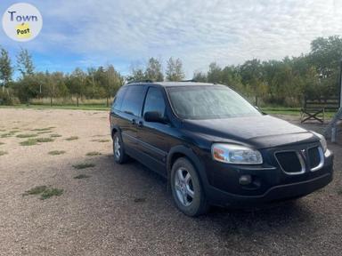 Photo of 2008 Pontiac Van - 2