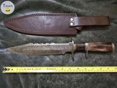 Photo of Used Large Damascus Knives w/ Leather Sheath - 2