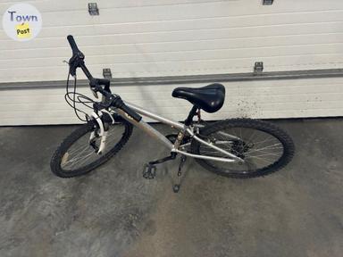 Photo of Child’s mountain bike - 1