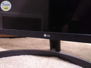 Photo of LG 32" FHD Widescreen LED IPS Monitor  - 2