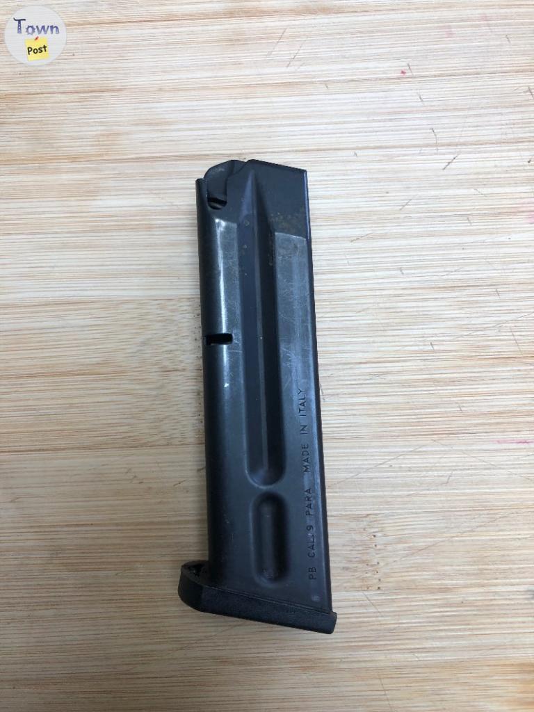 Photo of Beretta 92s Magazines