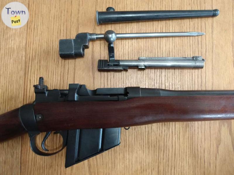 Photo of 1944 Long Branch MK I, Lee Enfield No.4. .303 with Bayonet 