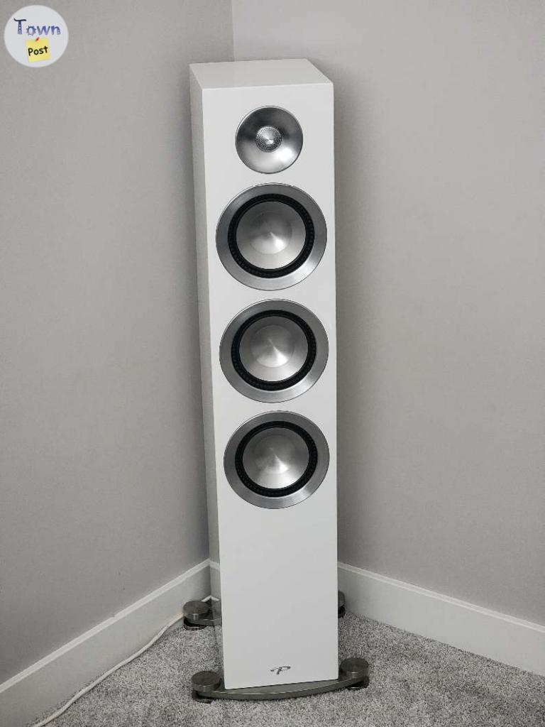 Photo of Paradigm Prestige 75F Floor Standing Speakers