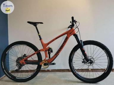 Photo of 2019 Transition Smuggler Carbon, Large, DVO, XTR, Hope Wheels, Used - 1