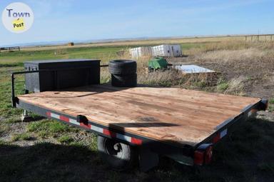 Photo of Trailer, flat-deck, hauls ATV, 2 motorcycles, lawn tractor - 1