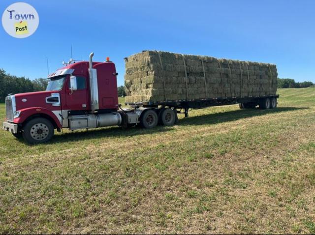 Photo of Square hay straw