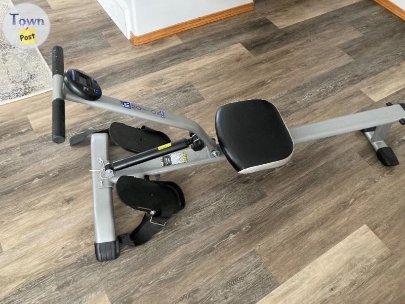 Photo of Rowing machine