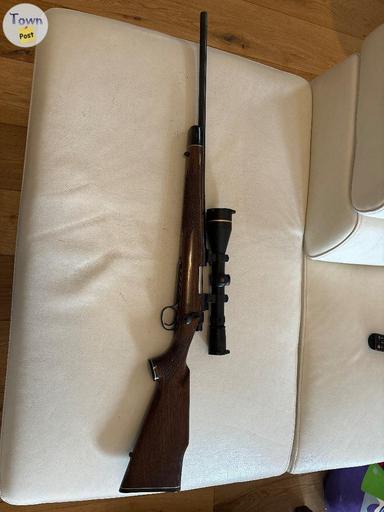 Photo of Lefthanded Remington 243 Winchester  - 1