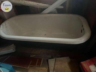 Photo of Cast Iron Claw Foot Tub - 2