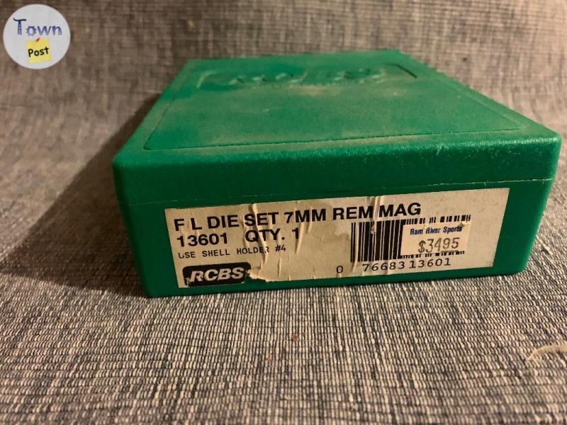 Photo of Used 7mm rem mag dies