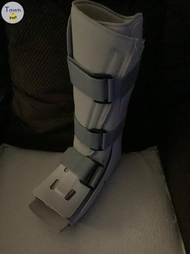 Photo of Aircast Boot - 1