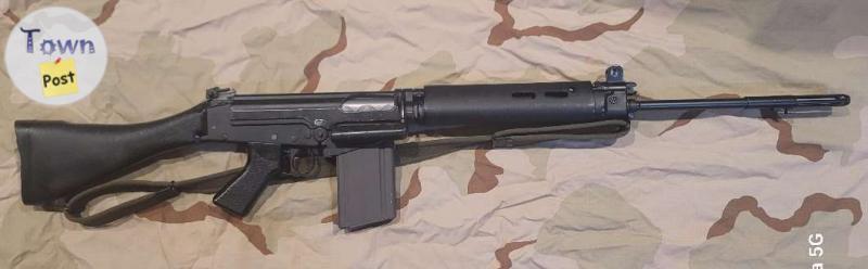 Photo of Deactivated British FN SLR L1A1 w/ Black Furniture C&C FAL