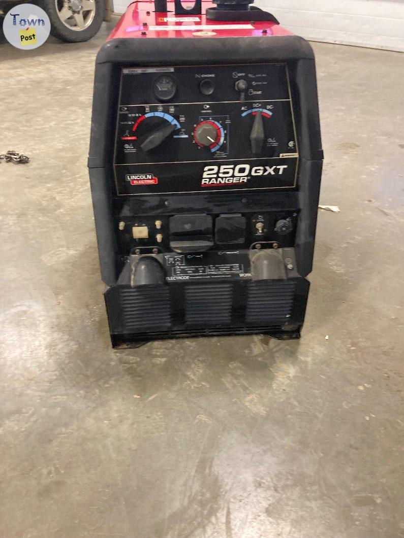 Photo of For sale welder/generator