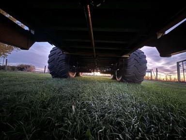 Photo of 25 Ton manure spreader  - 1