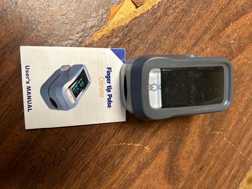 Photo of Fingertip Pulse Oximeter