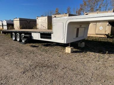 Photo of 5th Wheel Flat deck trailer - 1