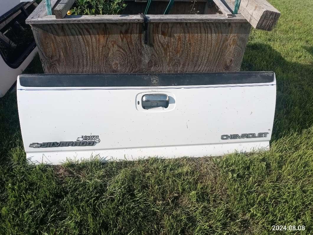 Photo of Tailgate for 1999 Chevy 2500 series