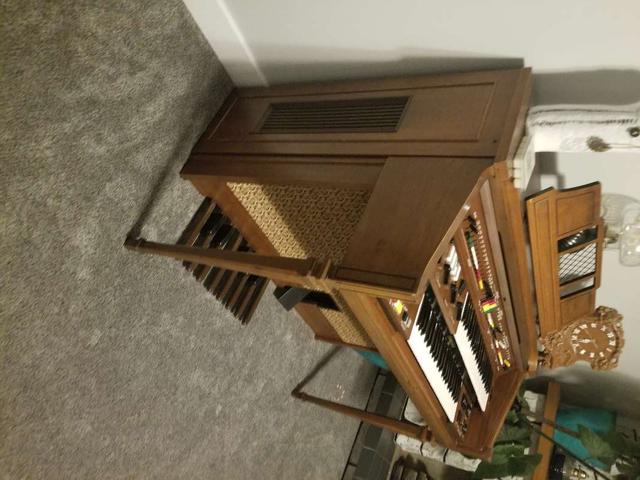 Photo of Antique piano