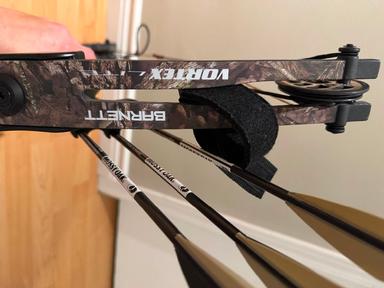 Photo of Junior Barnett Vortex lite Compound Bow - 2